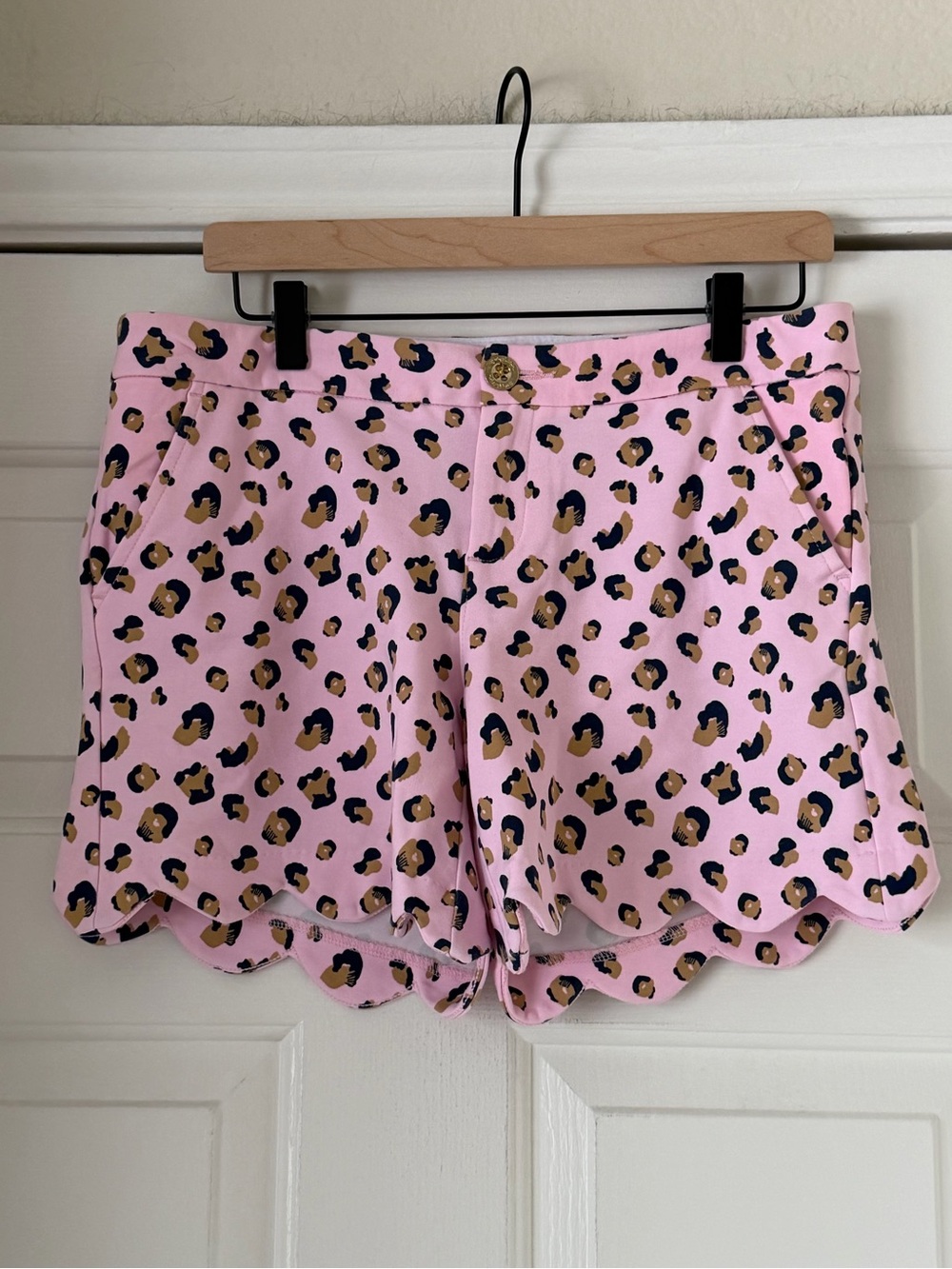 Lilly Pulitzer Pink Leopard Print Butter Cup Shorts